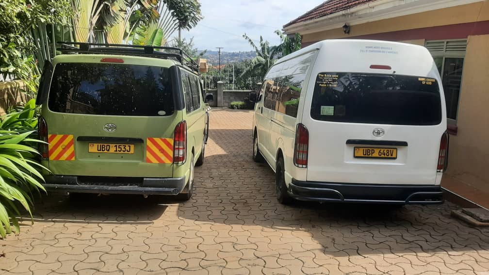 Hire a car Uganda